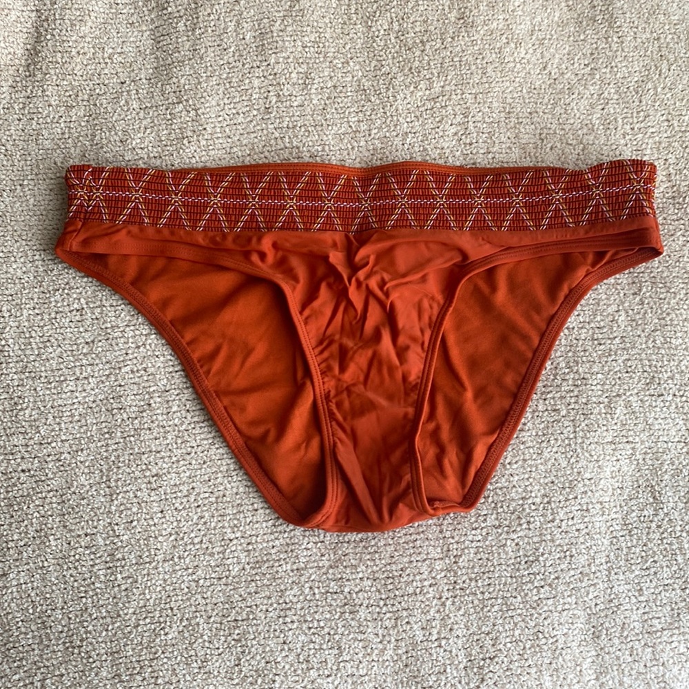 Target swim bottom size L